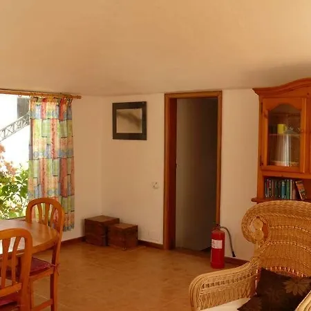 Edenita A