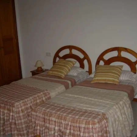 Edenita A Vakantiehuis Uga