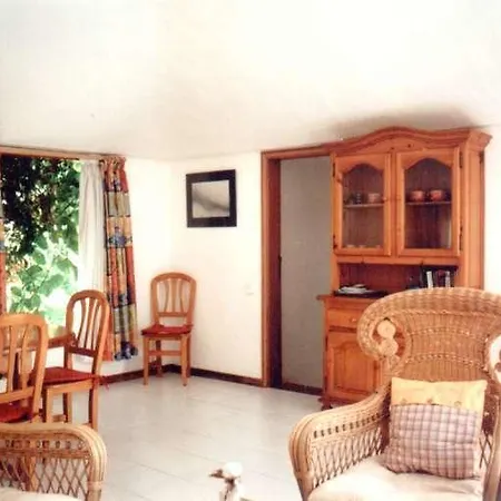 Vakantiehuis Edenita A Uga